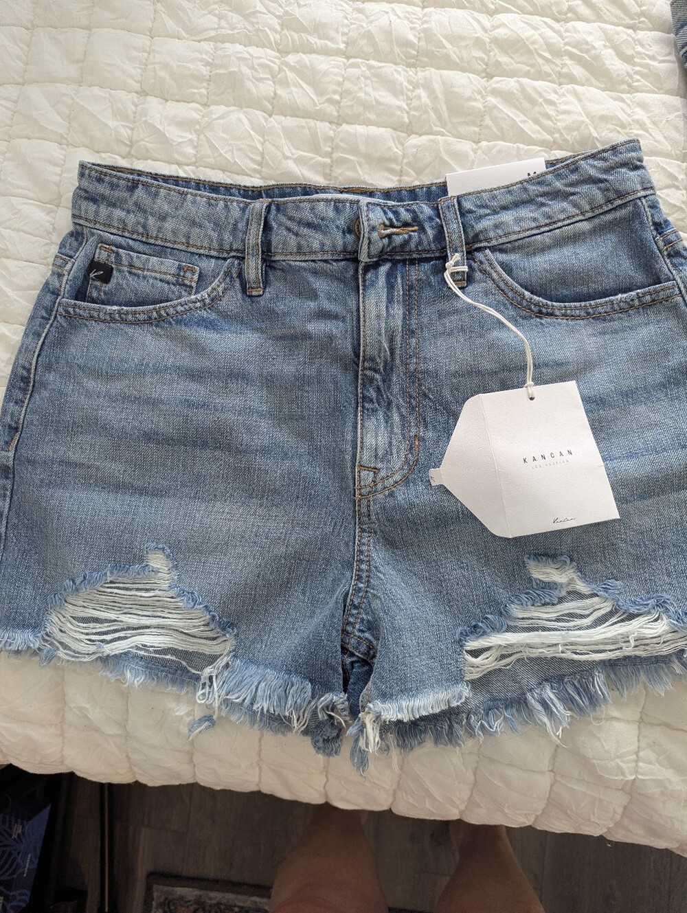 KanCan Relaxed Fit Denim Jean Shorts NWT Size M